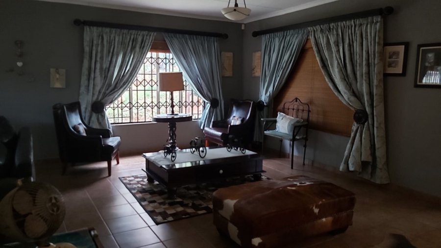 8 Bedroom Property for Sale in Waagfontein North West